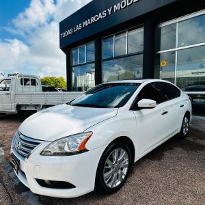 NISSAN SENTRA 2014